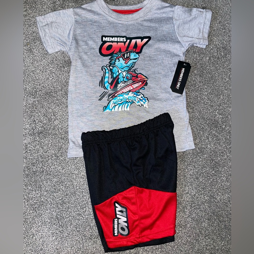 Brand New With Tags Boys 2T 3T Members Only Shorts & Tee Outfit Jet Ski Iguana